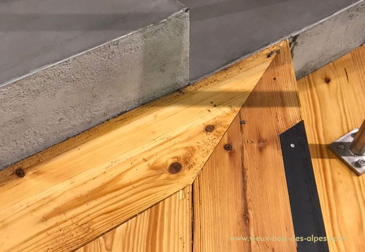 Exemple de plancher épaisseur 25 mm raboté Exemple de plancher épaisseur 25 mm raboté sur 2 faces patine garantie comme du vieux bois