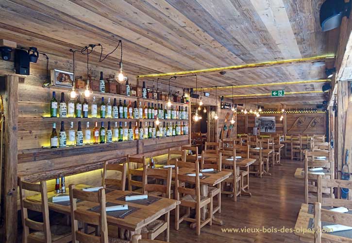 réalisation bardage extérieur de poutre chevrons  pour restaurant en Andorre grossiste vieux bois négoce